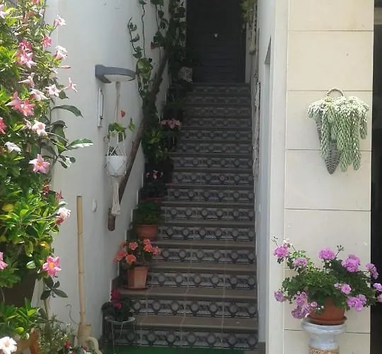 Con Encanto En La Playa Frente Al Mar 