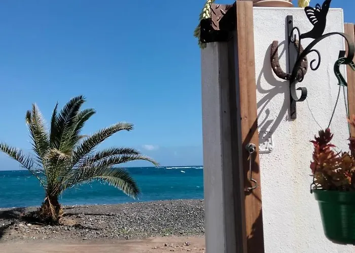 Con Encanto En La Playa Frente Al Mar 