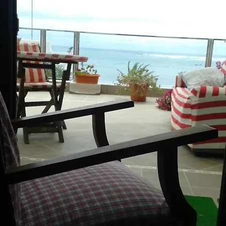 Con Encanto En La Playa Frente Al Mar 