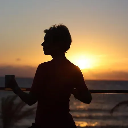 Con Encanto En La Playa Frente Al Mar 