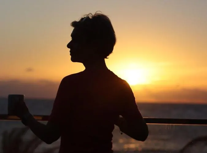 Con Encanto En La Playa Frente Al Mar 