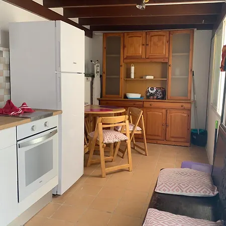 Con Encanto En La Playa Frente Al Mar 